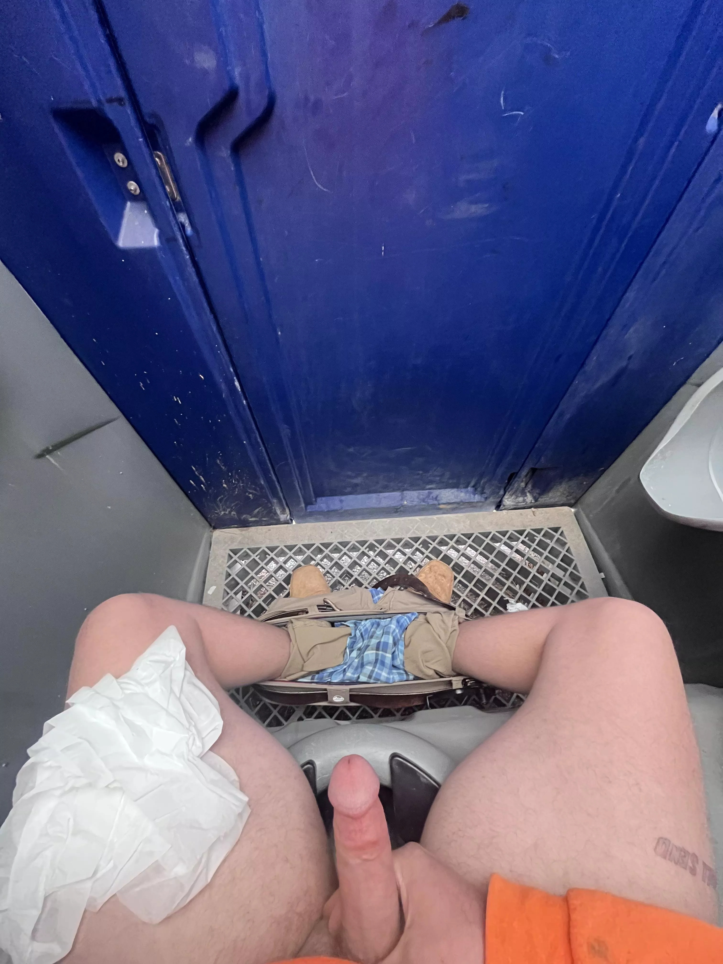 Told the guys at the job i had to drop a load. I didn’t specify which load i was dropping 😈