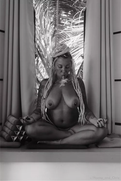 Ganja Goddess 🖤[OC]