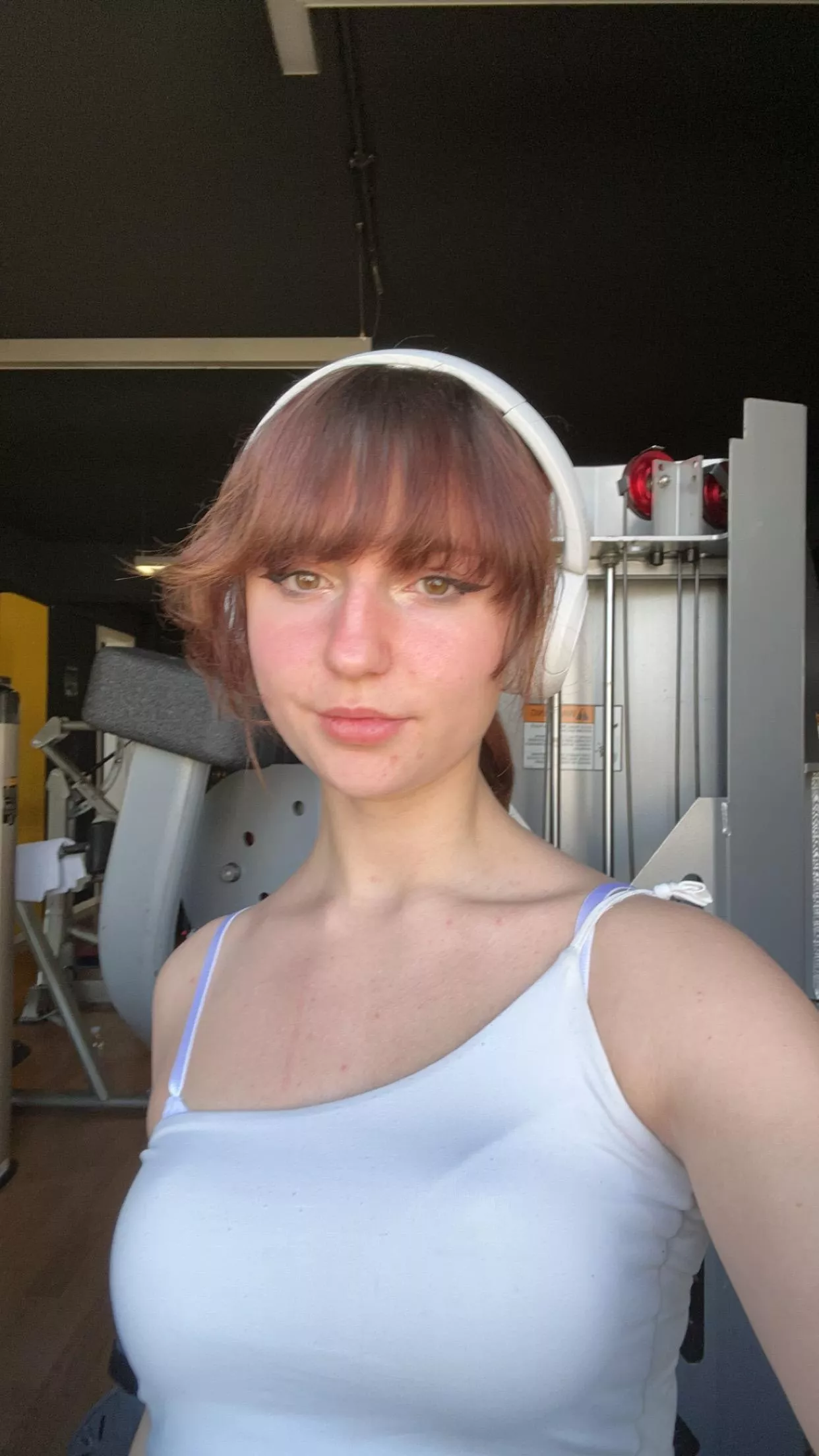 Go classy girls into the gym?