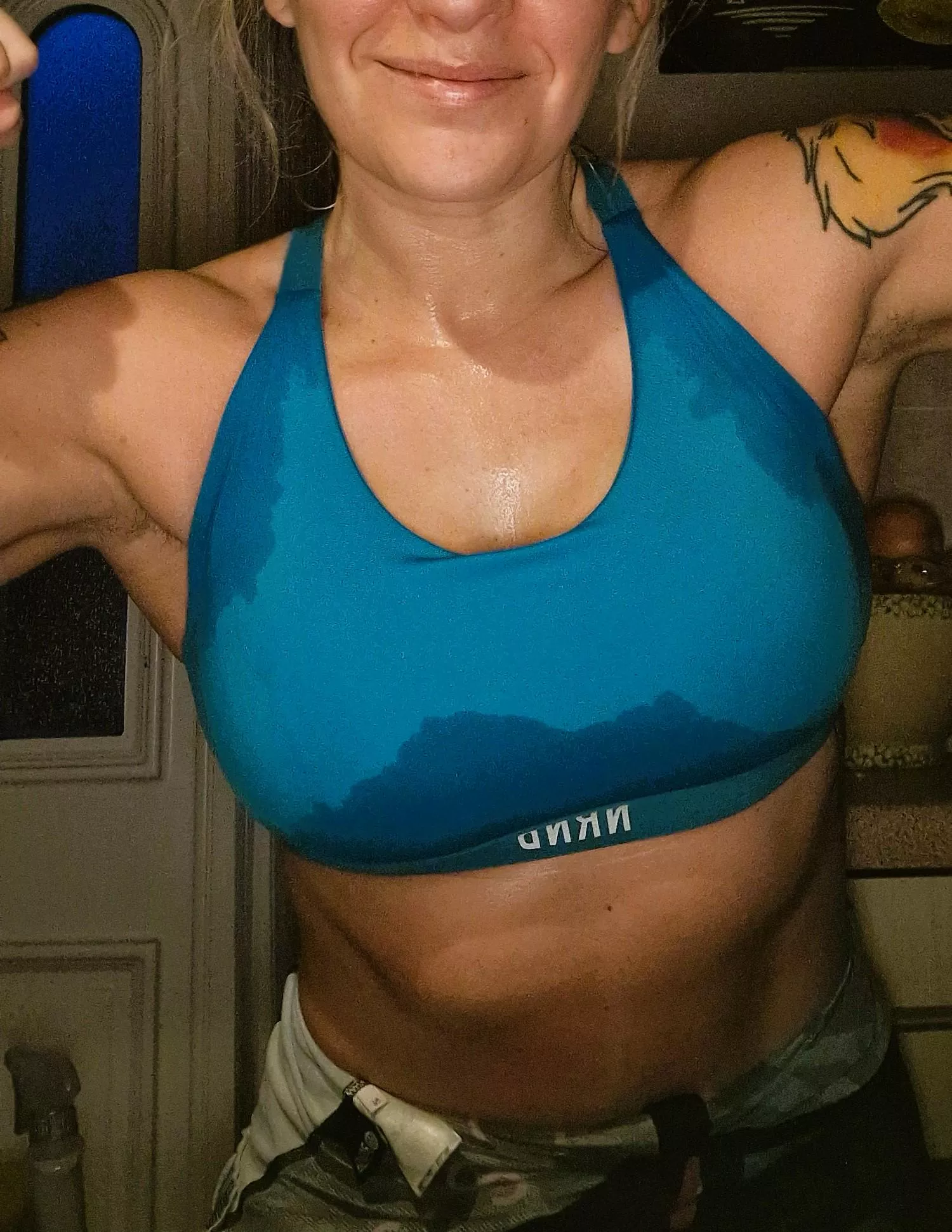 Happy Weekend you fucking gods and goddesses!! Love my sweat crew