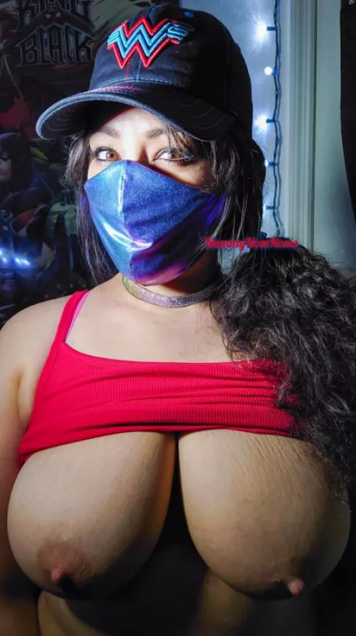 Nerdy boobs are pretty awesome.