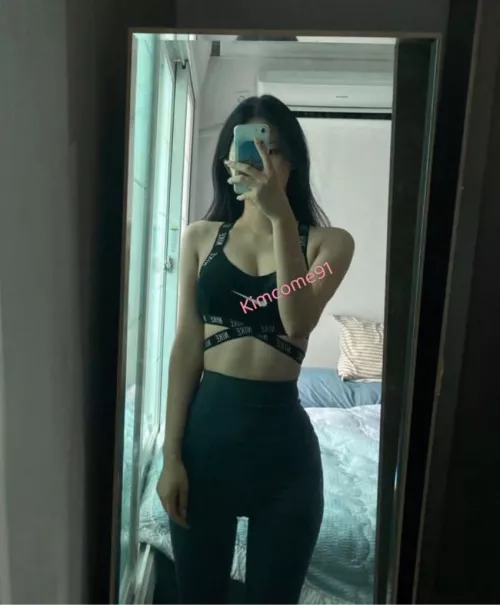 Wonder if he’ll approach me at the gym today…