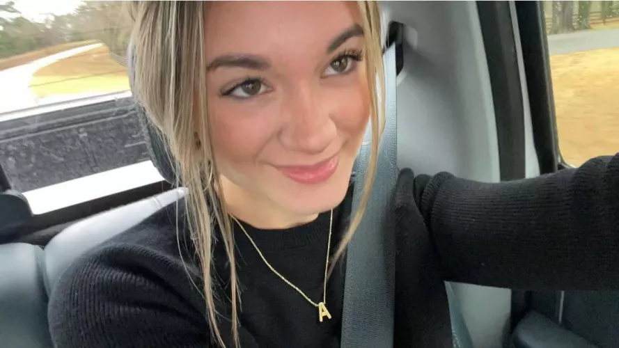 be someone's reason to smile today