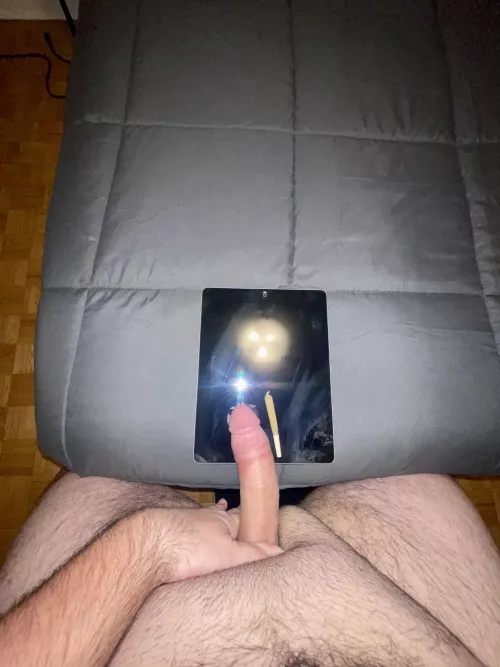 Co(m)e smoke this 41% 1g infused joint with me 😈