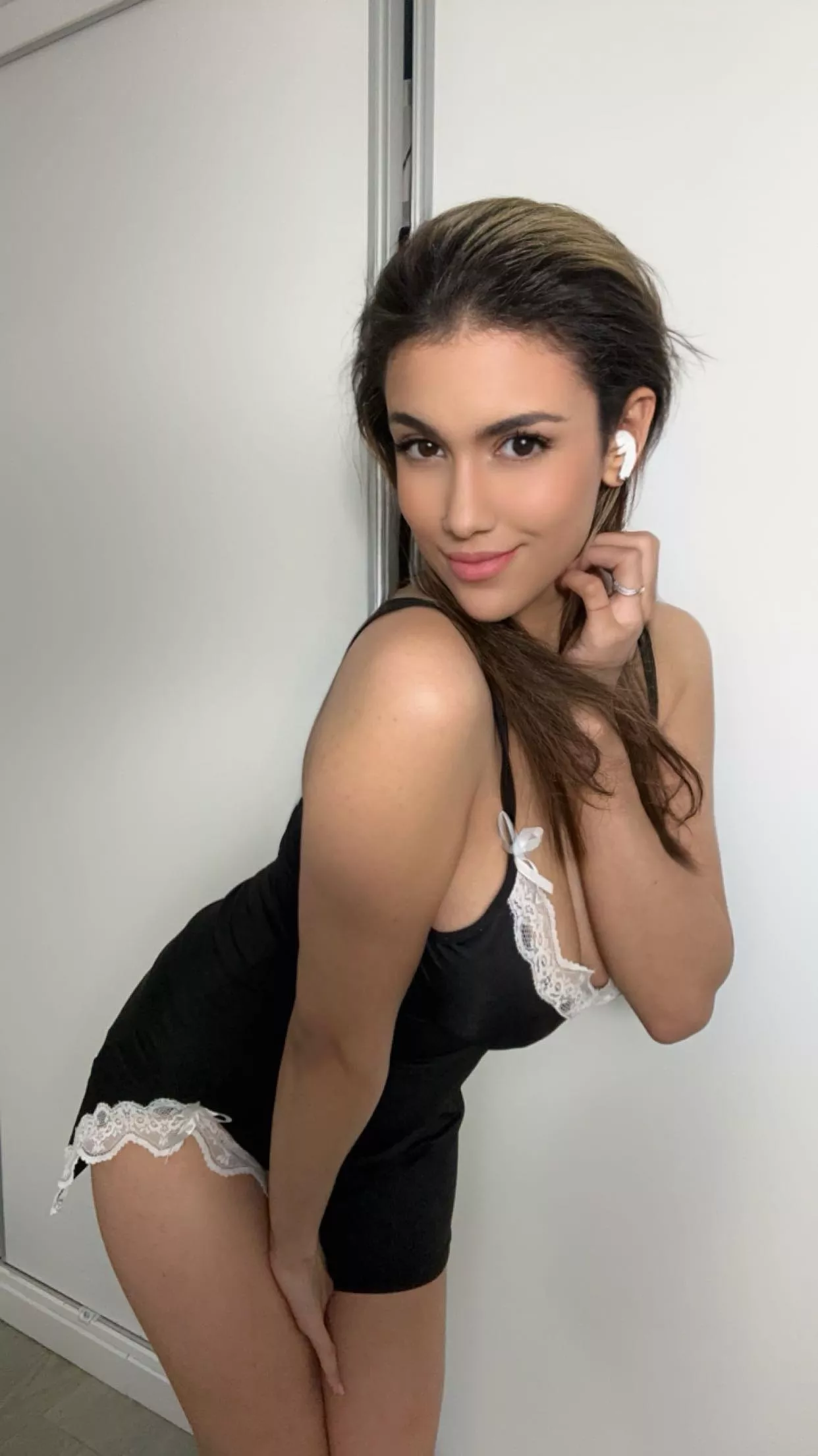 Felt gorgeous before going to bed... where would you start exploring first?