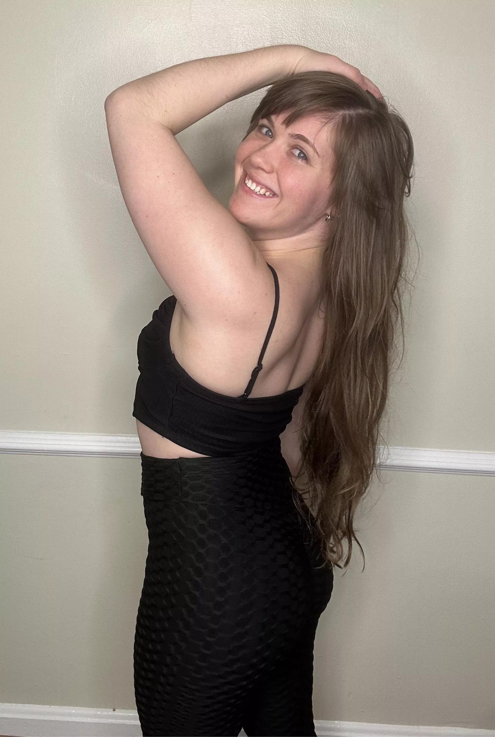 I got new leggings because my last pair ripped lol [f]