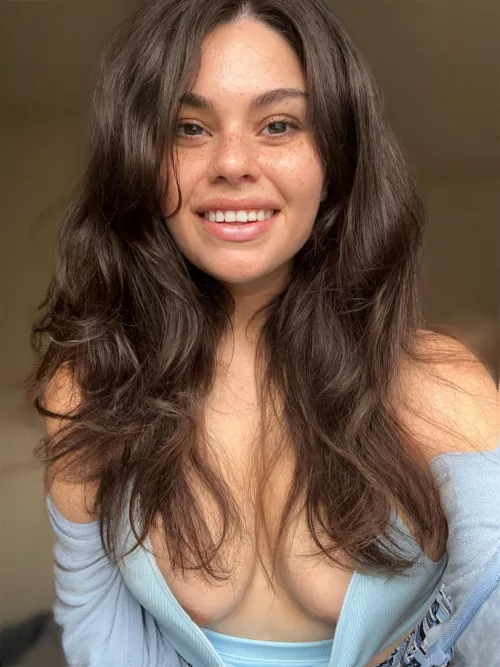 Nipslip and freckles. Thoughts