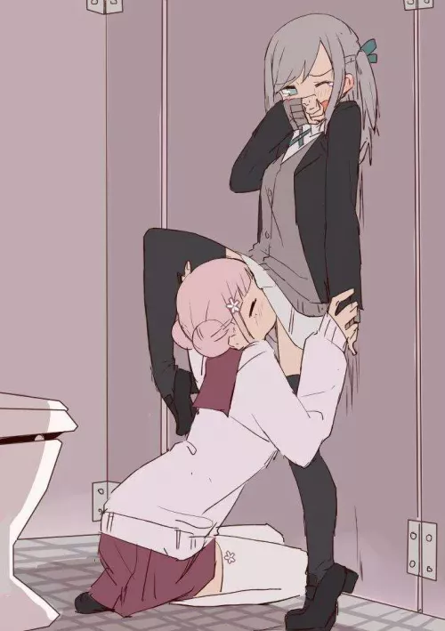 [original] getting eaten out in the bathroom🥰