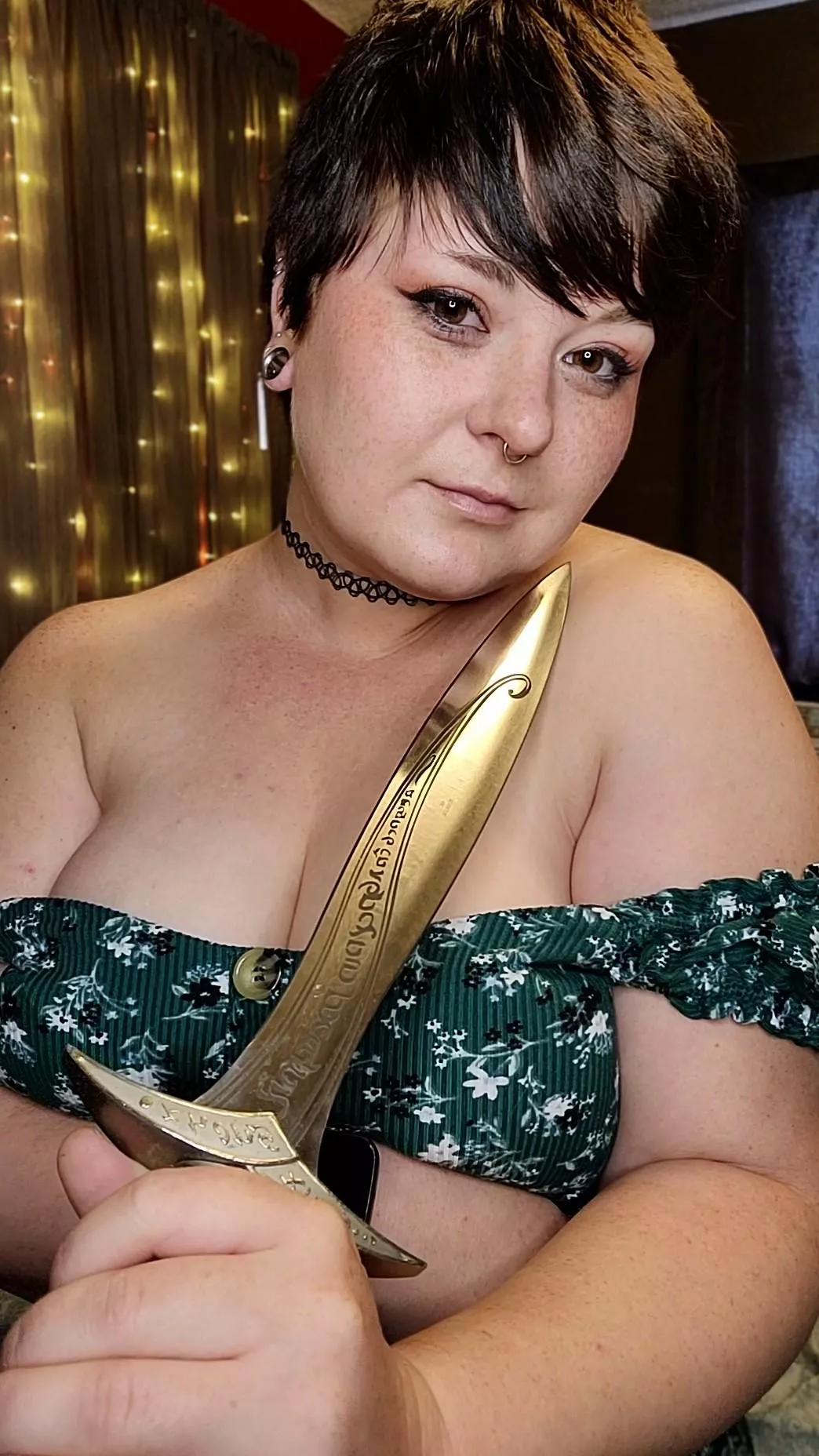 Short hair & big tits