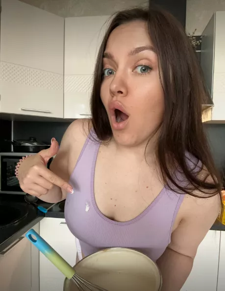 What is that on my top? Are you sure this is dough?lol