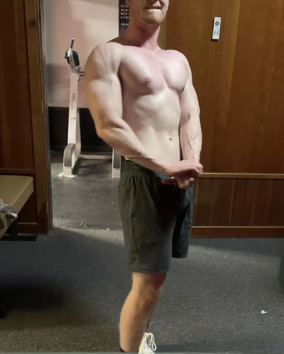 24 [M] I just took this in the gym today👀