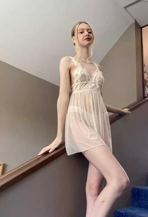 Hmm, I haven't had it on the railing yet