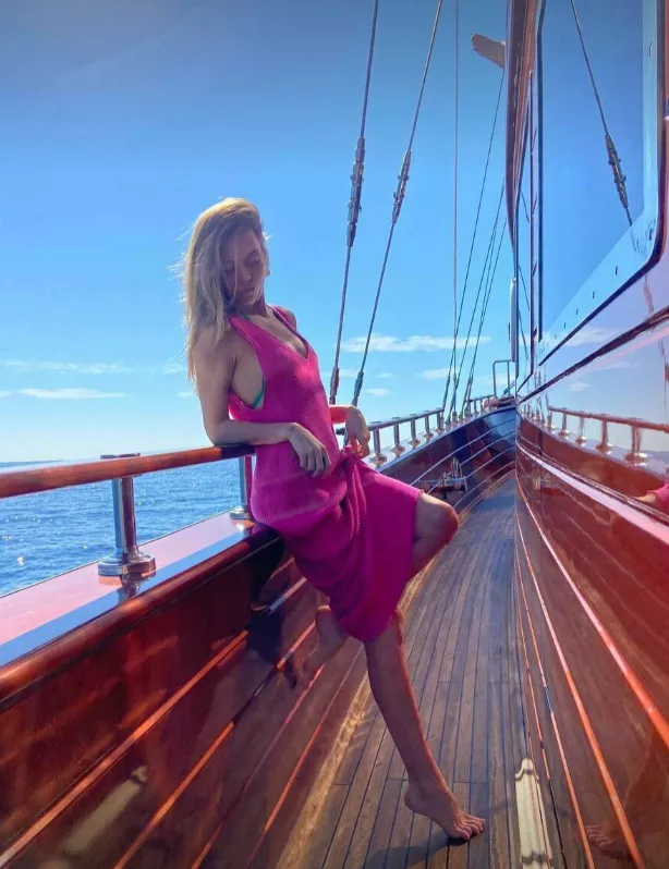 I want a summer boat trip, will you join me?