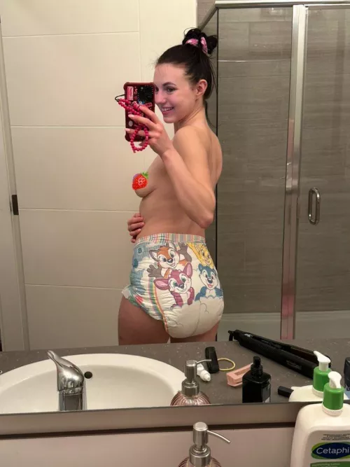 Diaper change before we start the day dadda? 😇