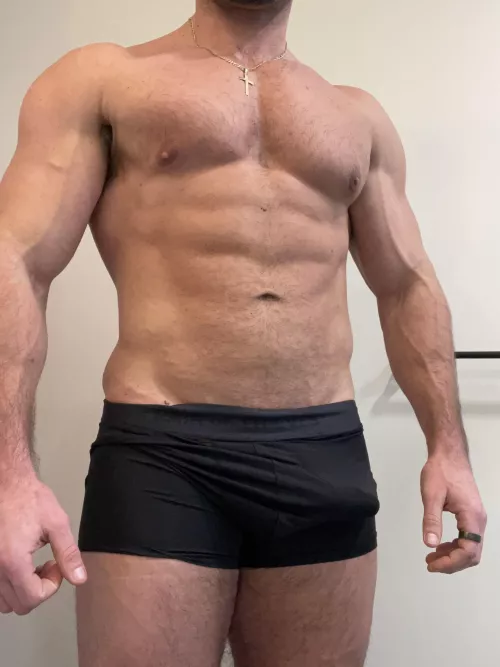 Does black still show it well?