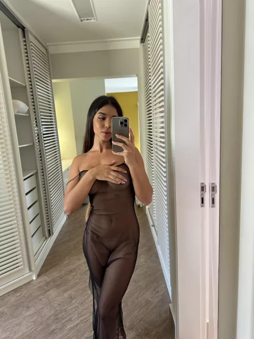 Does this dress suit for halloween party?