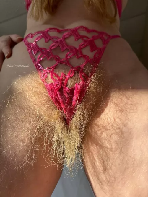 I'm a heartthrob, and I can make something else throb too