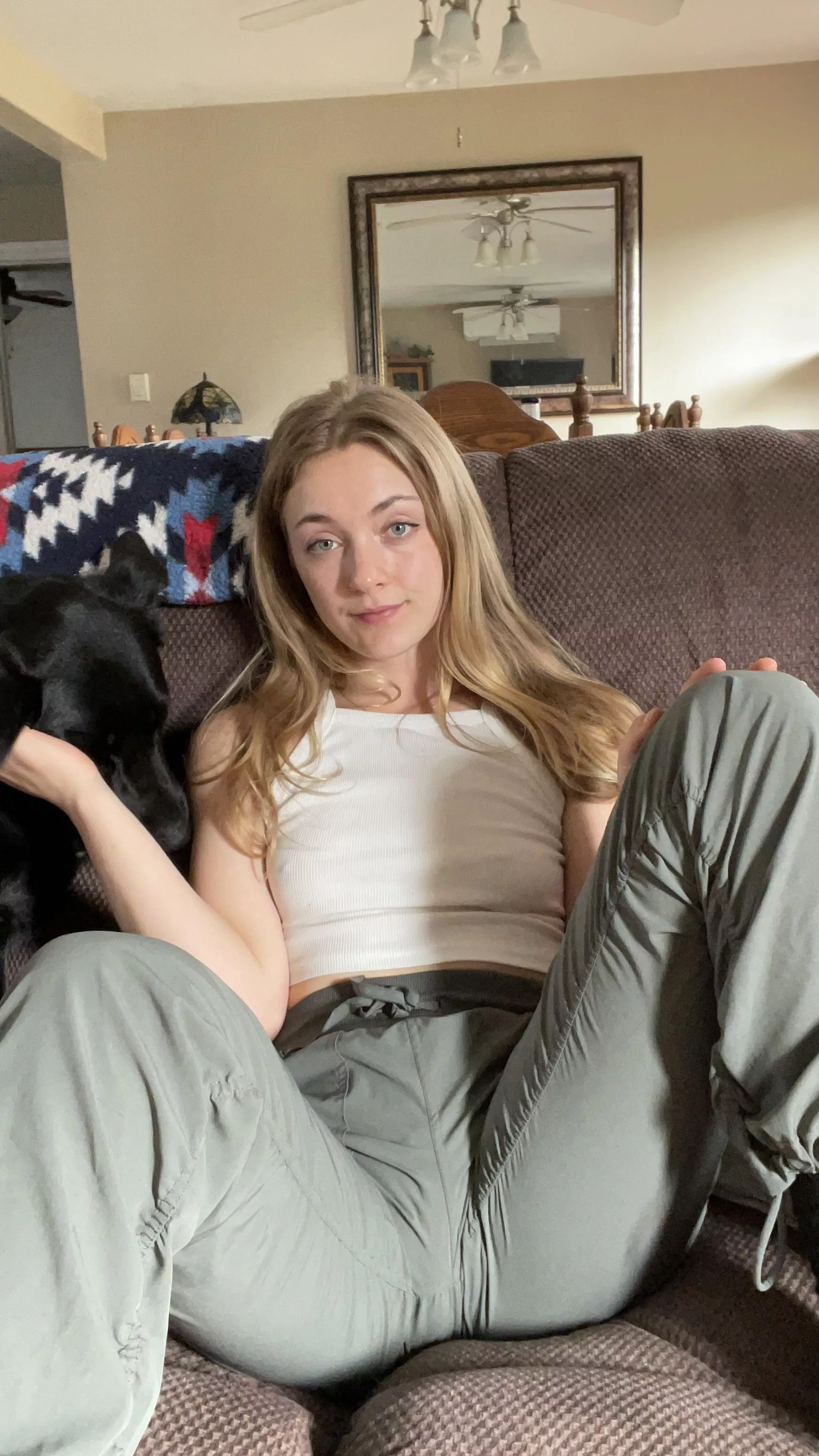 Natalie Grace (@nextdoornatalie.1)