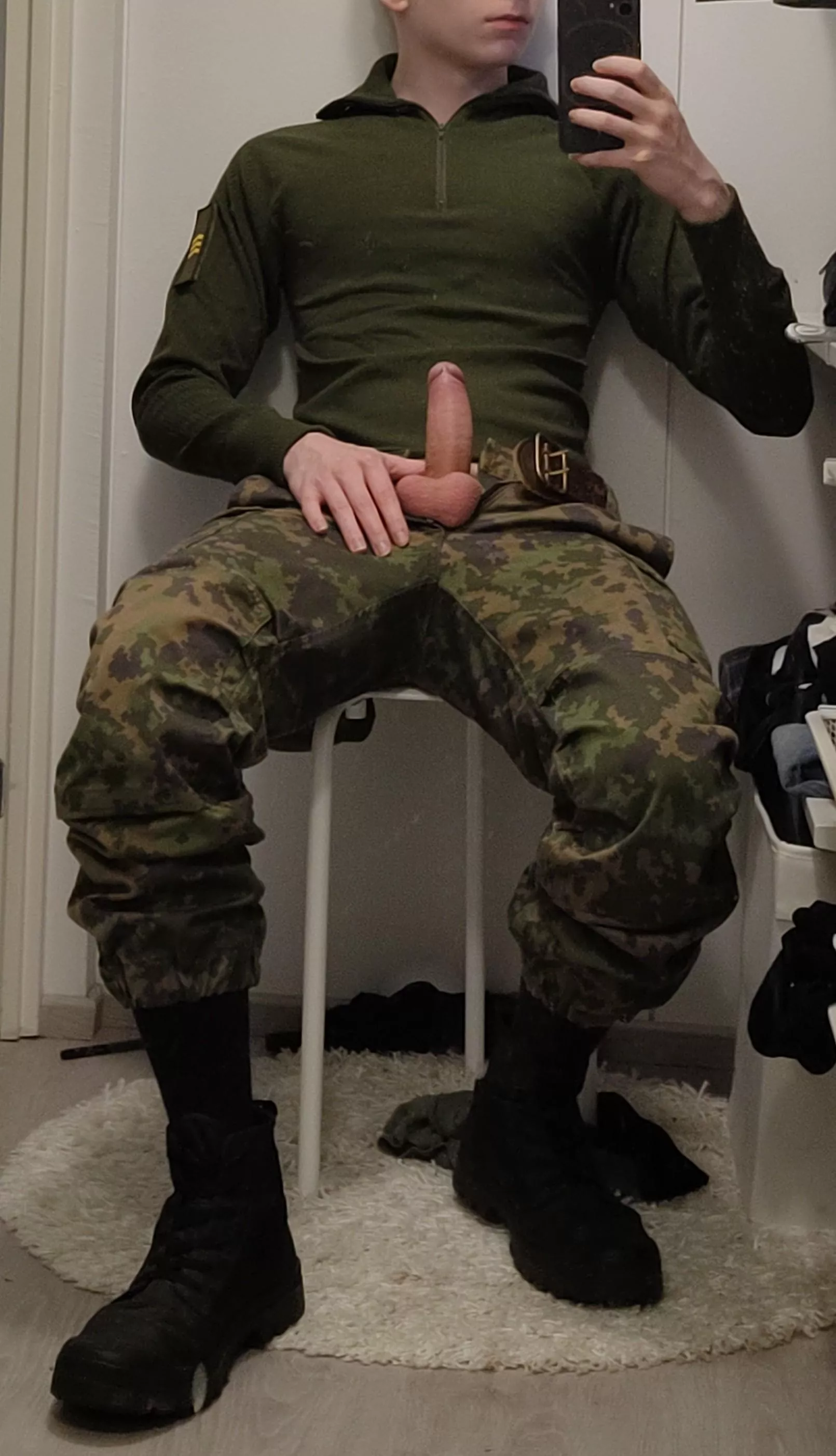 Will you be my valentine?😈❤️