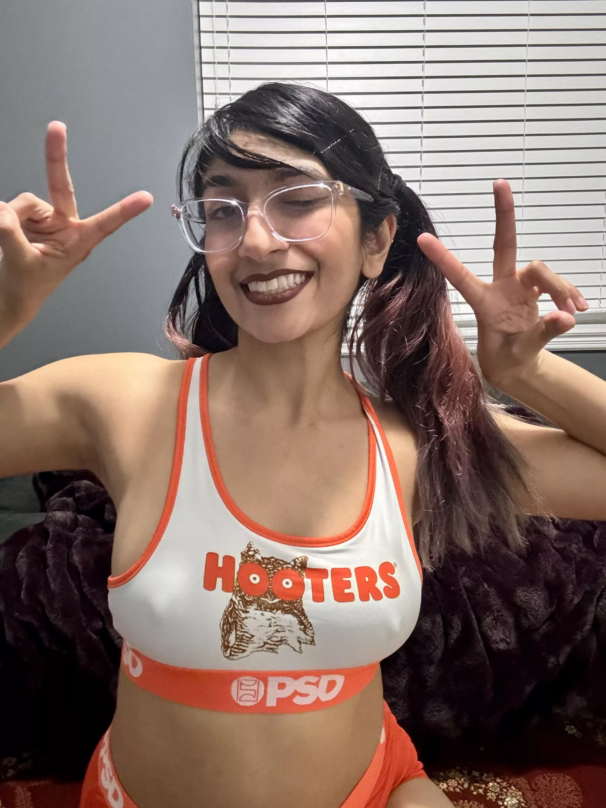 Are you getting the wings or the breast? [f]