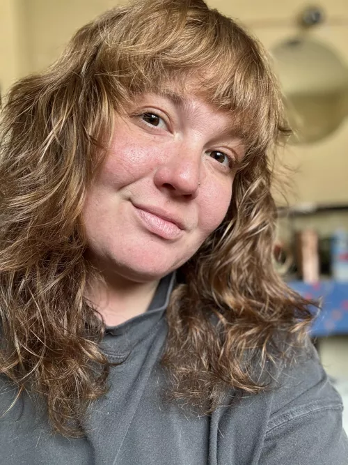 Feeling like a no makeup day 🥰