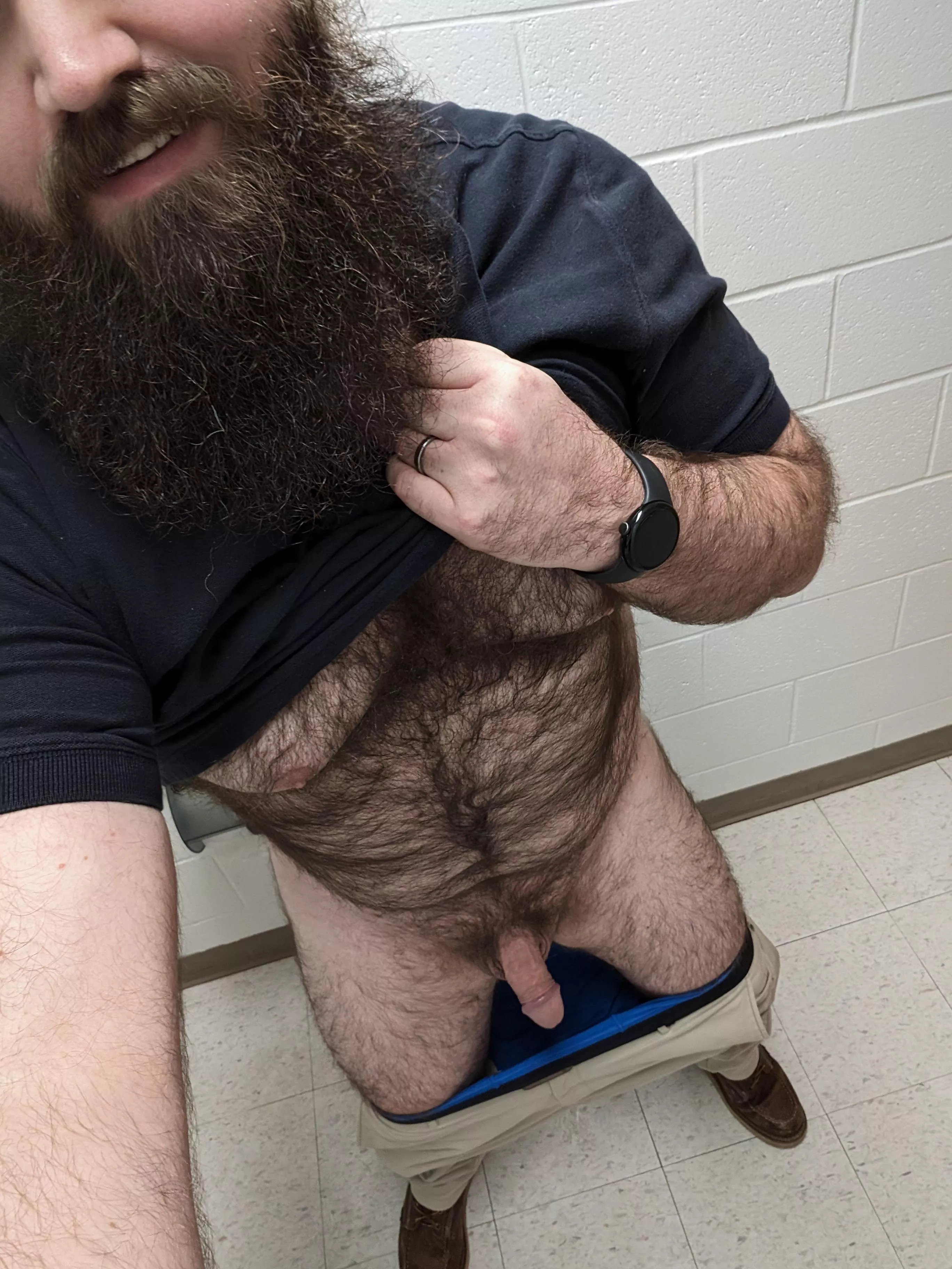 I should be working. But I'd rather take dick pics. The IT guy is waiting in the bathroom for ya. 😏😈