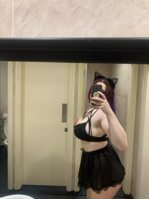 I should wear my cat ears more often 😻