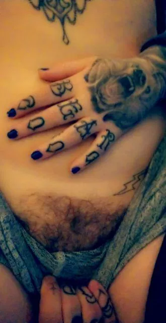 I Want You To See Me Play With This Hairy Pussy