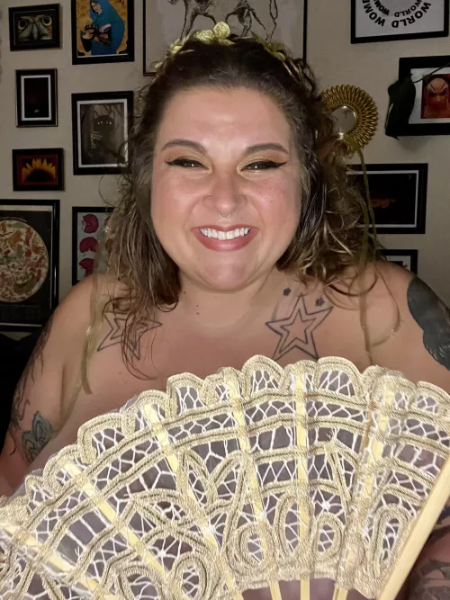 Was feeling cute in my “elf” look. ☺️