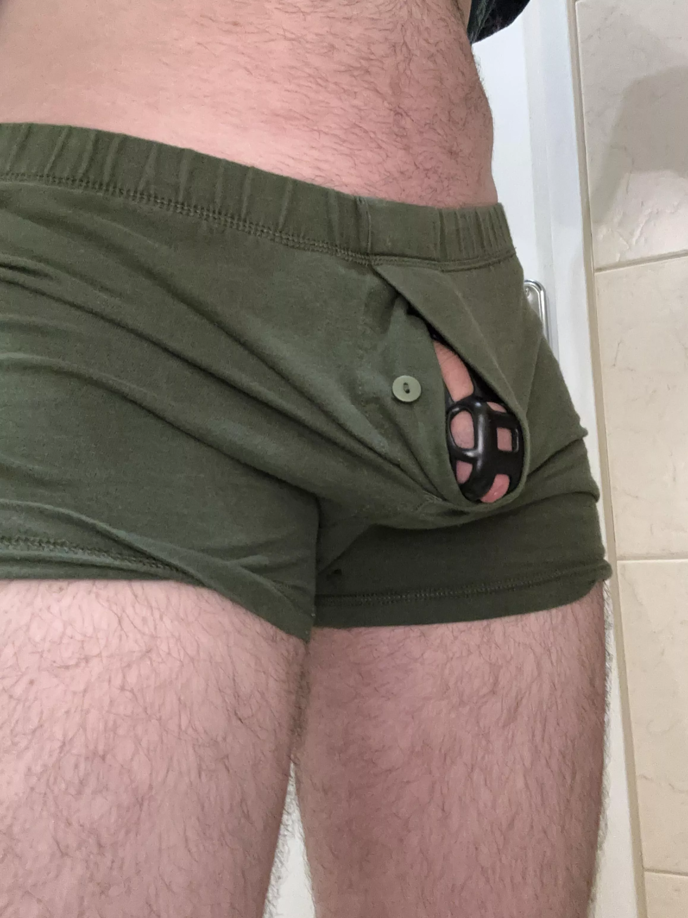 He’s peaking out 🙈