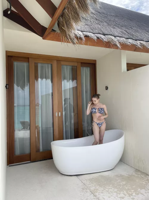 Love a morning refreshing shower