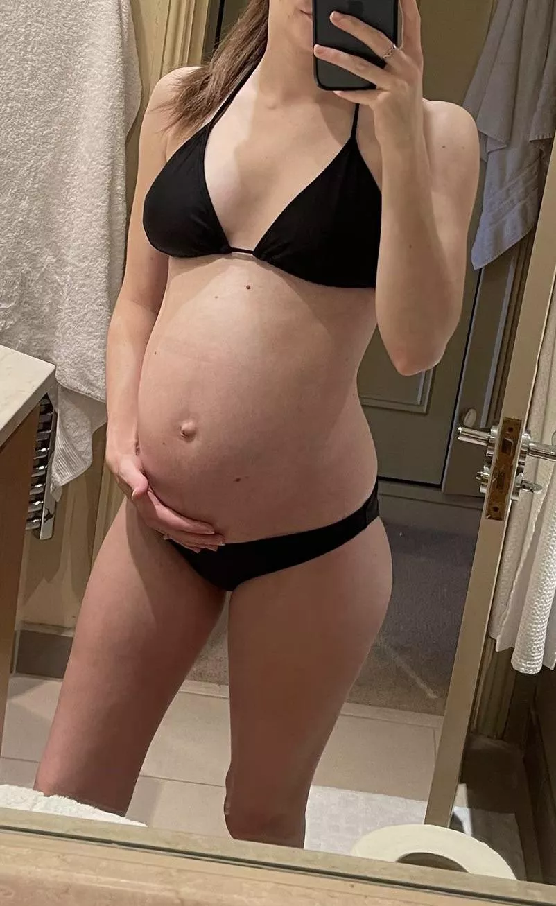 Missed my pregnant body? 😘🥰