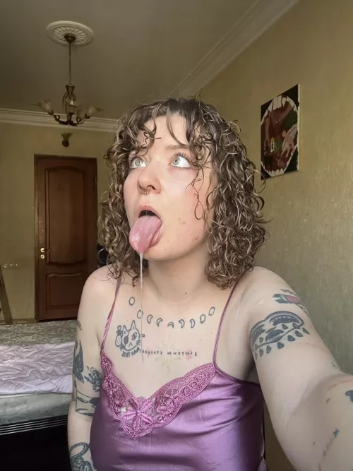 [OC] - I’m splashing the whole bed with my saliva