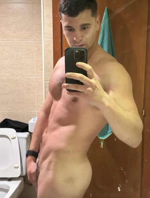 What u think about my V ? Don’t see my ass, just my V🤭