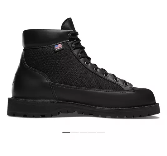 Can I wear these danner light boots in snow right out of the box?