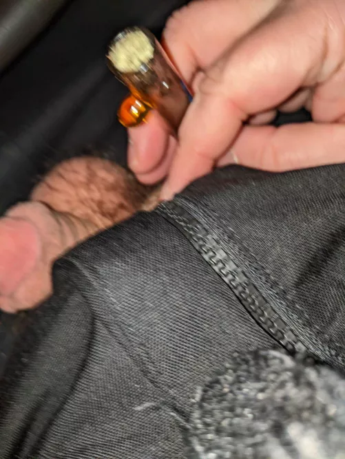 Co(m)e smoke this with me. What are you putting your lips on first?