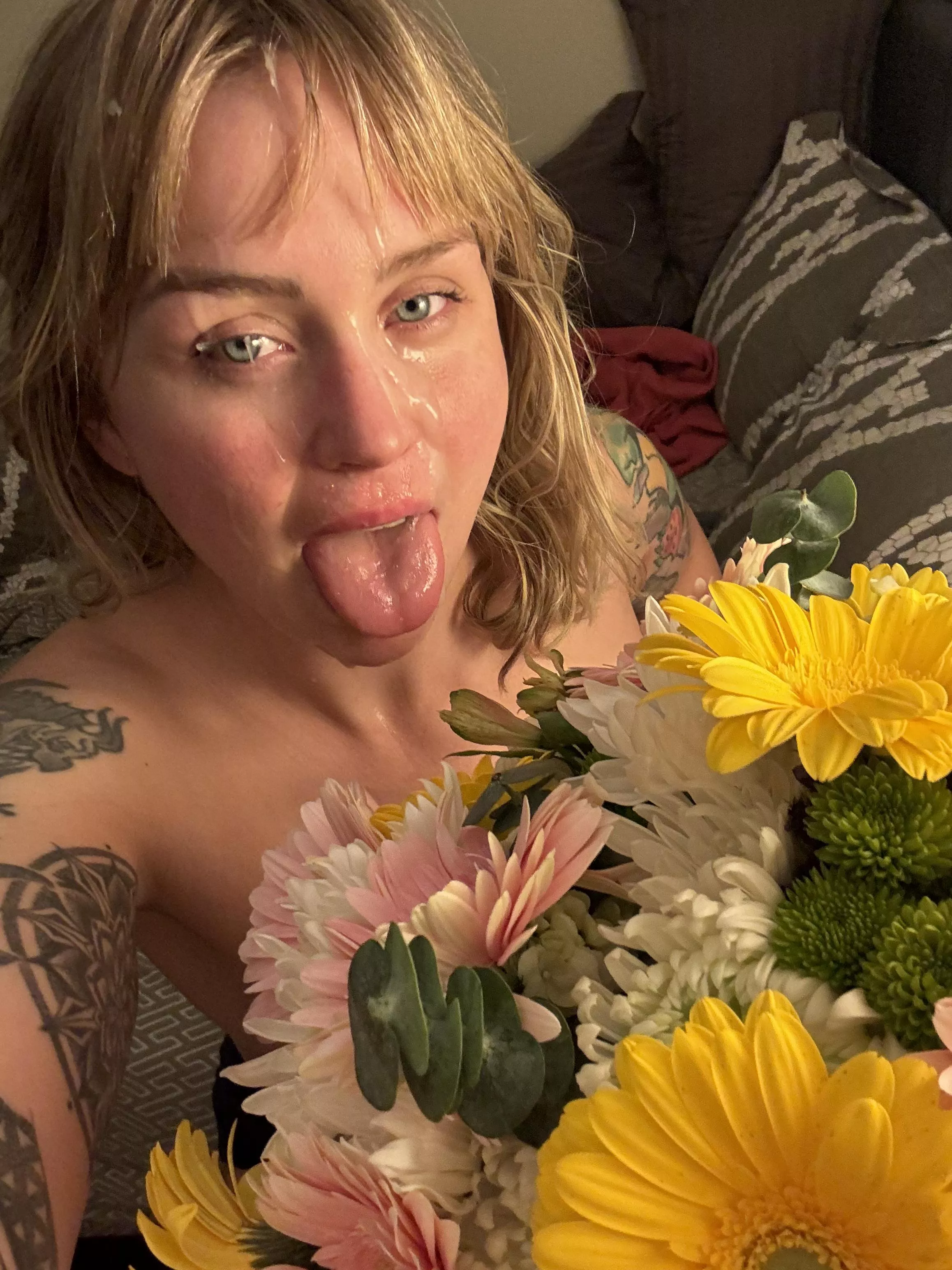 He gave me my two favorite things ❤️