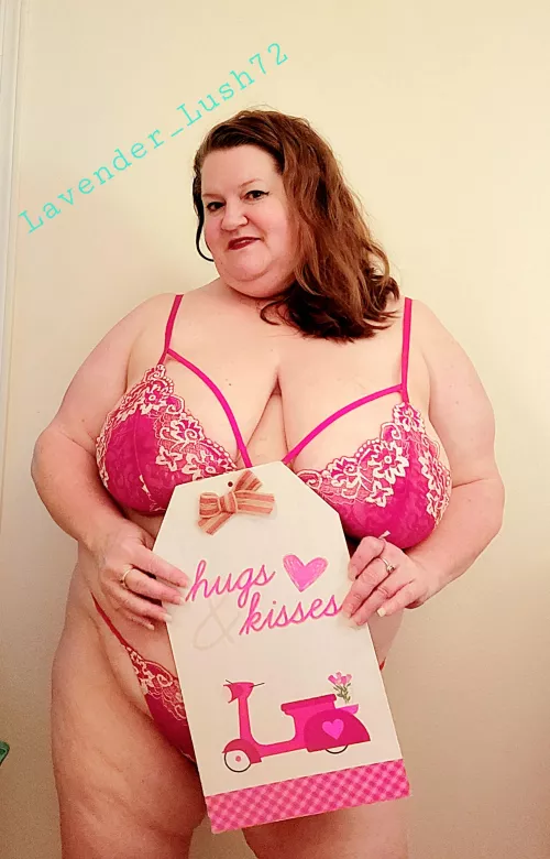 Hugs and kisses Valentine 💝 [F51]