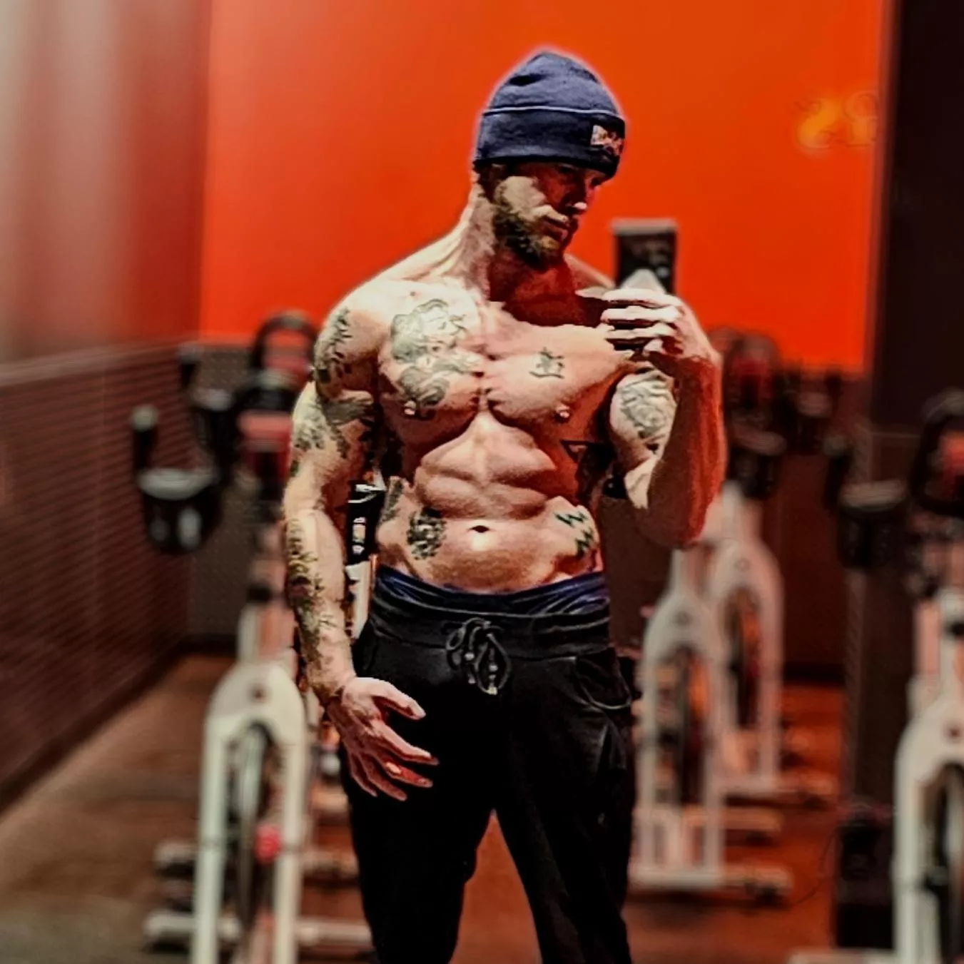 I want a dominant woman to own me