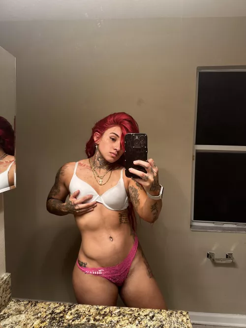 [IRTR] Play with this freckled redhead babe