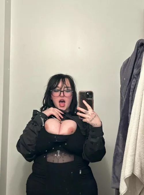 looks like im gonna need a bigger top