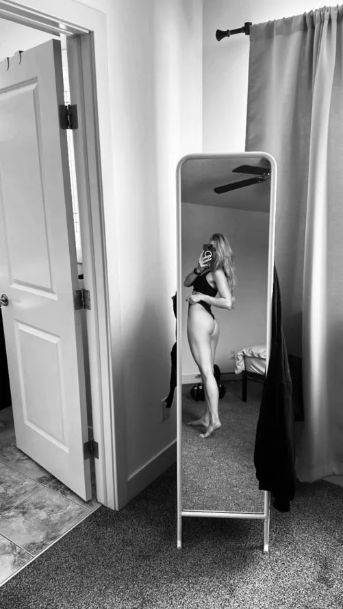 Maybe it’s little but I think it’s a perfect shape 🍑😈