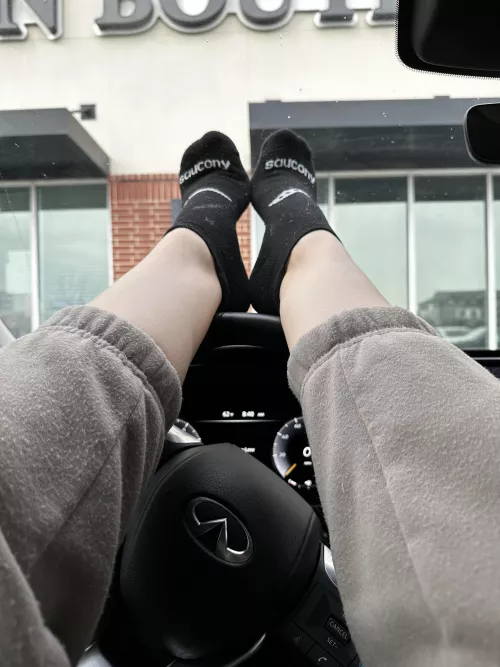 Waiting for my hair appointment. Keep me company?