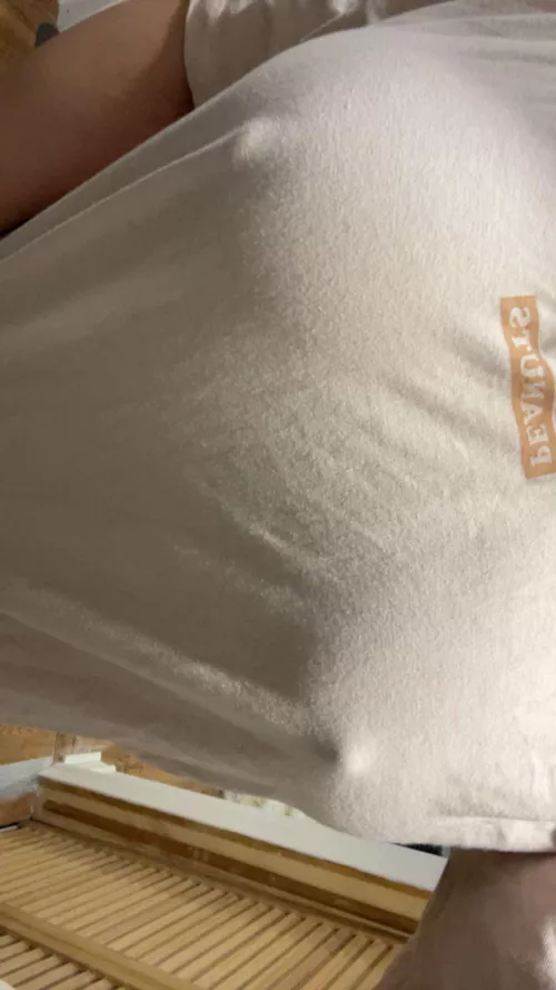 Wana see what's under? F24 asian