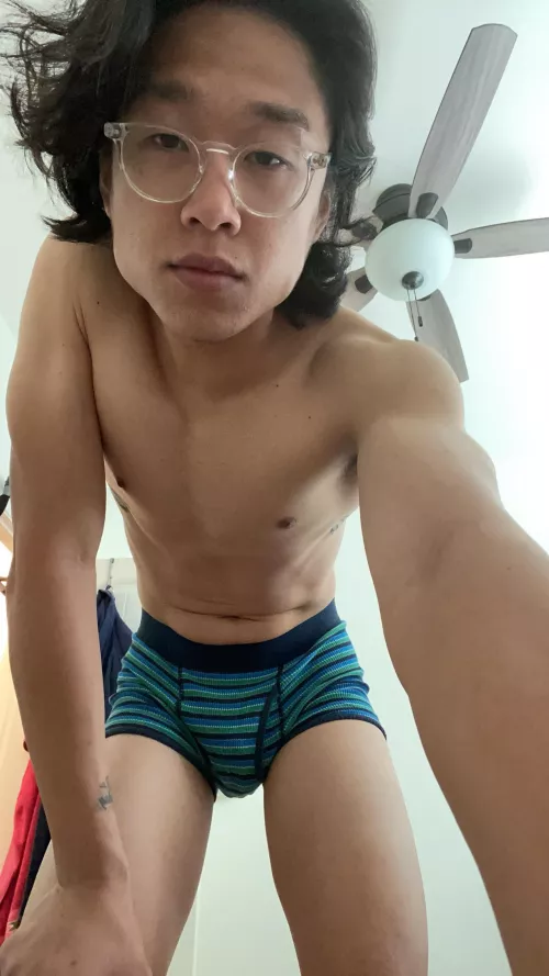 What you lookin at hmm?..