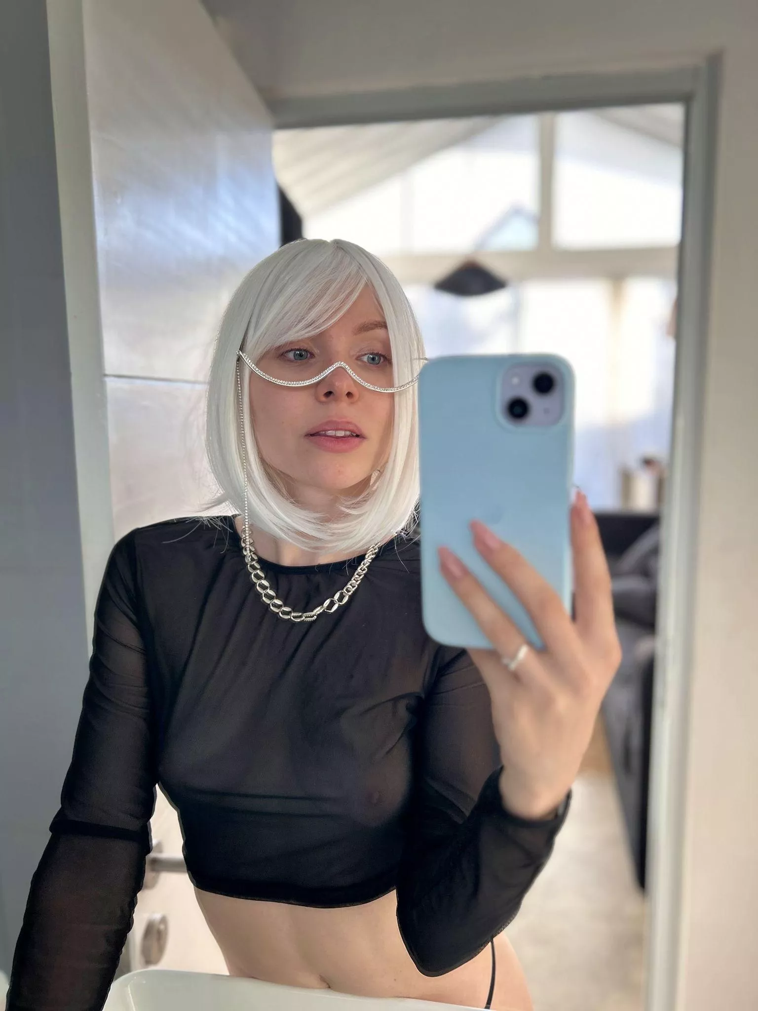 You like thin blondes?