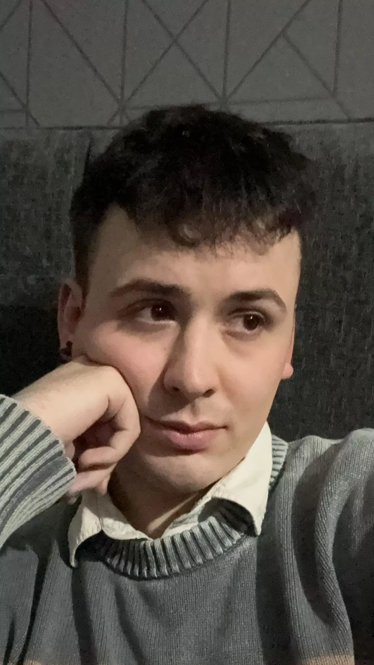 Anyone else still playing bg3! 😎