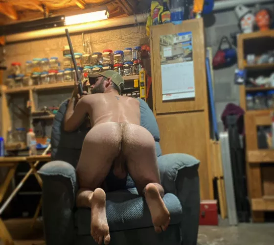 Anyone like a bottom in boots. Tell me what you’d do 😈