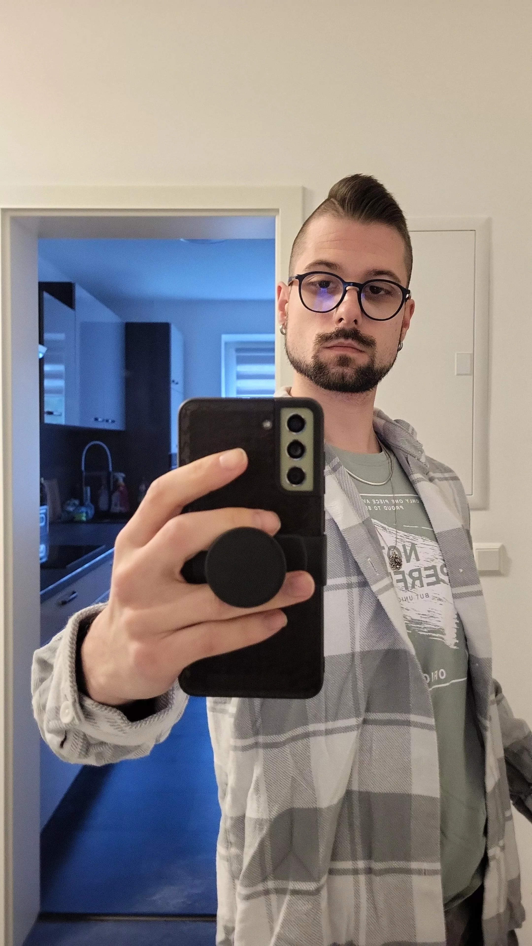 Cosplaying as a functional human being. Does it work?