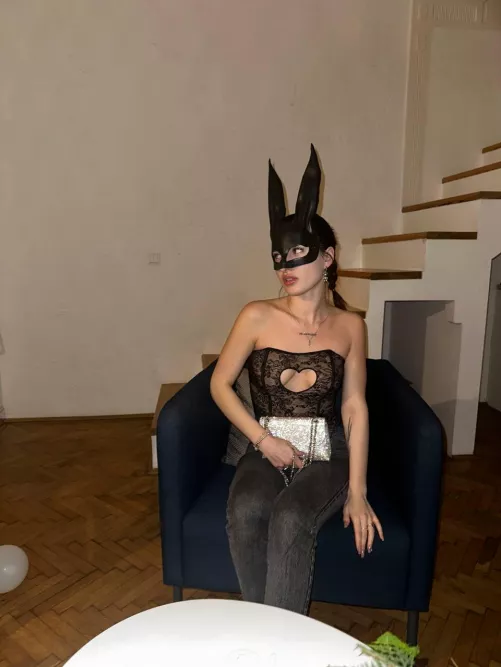 Keep my heart in your hand!